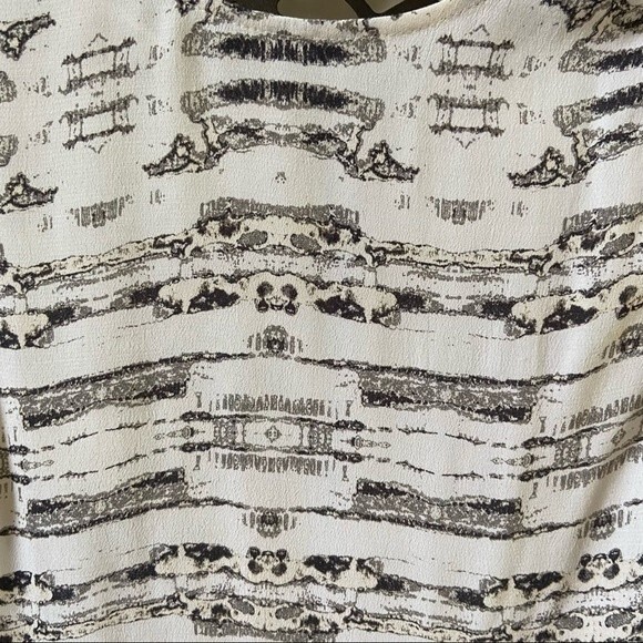 Dagmar Printed Black and White Dress Side Ruching Details 34 US Small or 4 - Picture 6 of 14